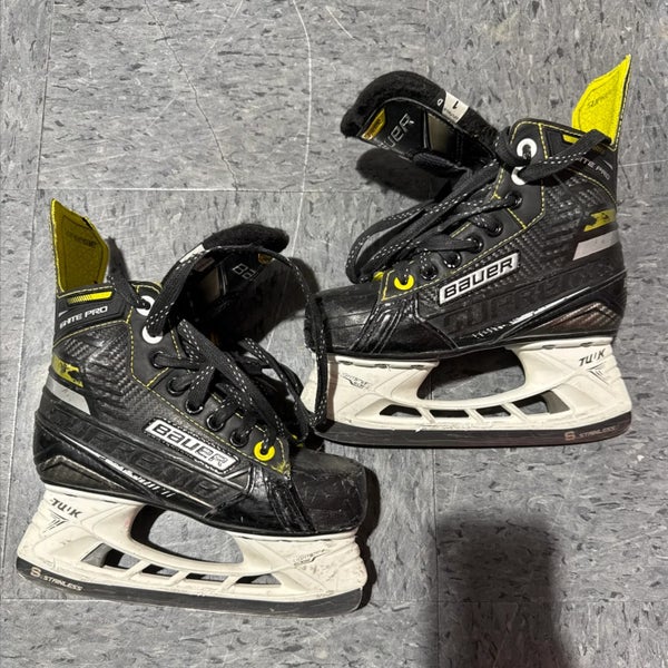Junior Bauer Supreme Ignite Pro Hockey Skates | Size 1