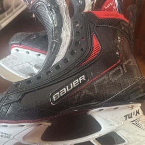 Bauer Vapor 3X Pro Hockey Skates 6.5 (Used)