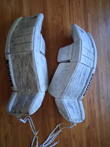 34+2" Vaughn Velocity V9 Pro Goalie Leg Pads (Used)