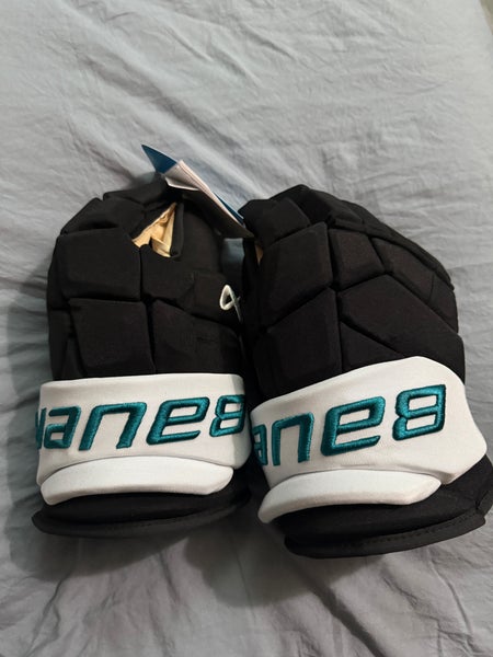 Bauer Supreme Mach Gloves 14" Pro Stock (New)