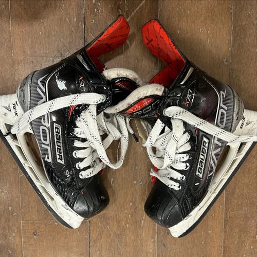 Bauer Vapor X3.7 Hockey Skates | Size 5 EE