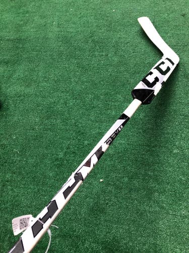 Intermediate Bauer Vapor X4 Hockey Skates Regular Width Size 5.5 (Used)