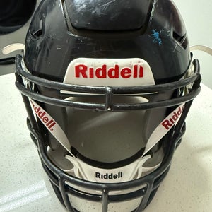 Medium Youth Riddell SpeedFlex Helmet (Used)