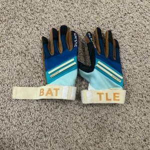 Medium Batting Gloves (New)