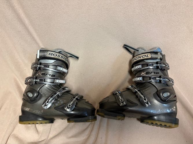 Mondo 22 & 22.5 Unisex Rossignol All Mountain Cockpit Ski Boots (Used)