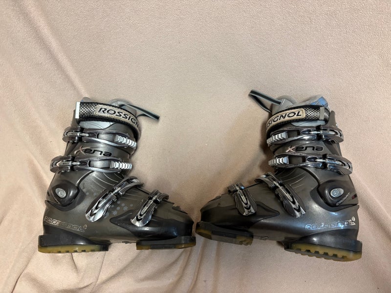 Mondo 22 & 22.5 Unisex Rossignol All Mountain Cockpit Ski Boots (Used)