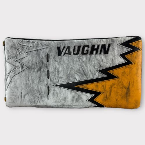 Pro Stock Wilkes-Barre/Scranton Penguins Vaughn Velocity V9 Full Right Glove Blocker Gauthier
