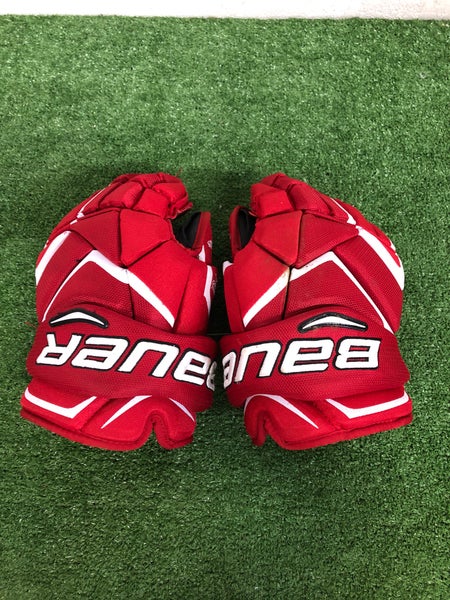 Red Senior Bauer Vapor matrix pro Gloves 14" Pro Stock (Used)