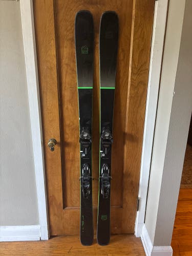 Armada Declivity 92 Ti 180cm with Adjustable Armada Warden 11 MNC Bindings