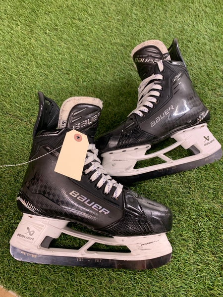Intermediate Bauer Supreme Shadow Hockey Skates 6.5 (Used)
