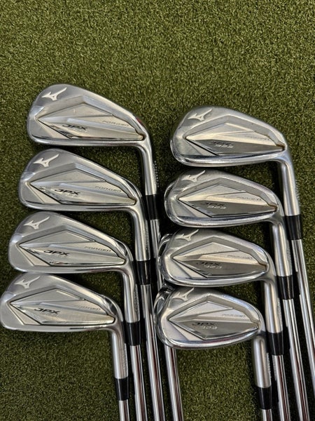 Mizuno JPX 923 Forged Iron Set Golf Clubs 4-PW,GW STIFF Flex S300Dynamic Gold 12