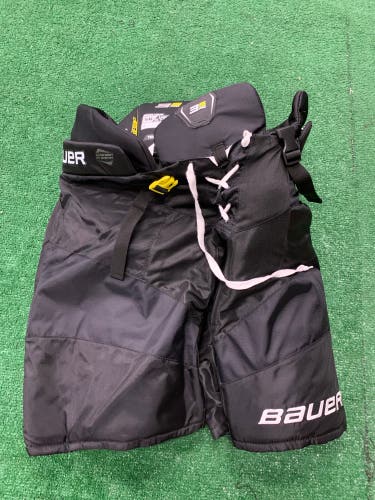 Black Senior Large Bauer Supreme 3S Pro Hockey Pants (Used)