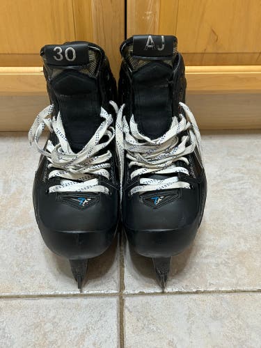 2023 True One Piece Hockey Goalie Skates 9 (Used)
