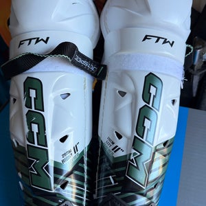Intermediate CCM Jetspeed FTW 11" Shin Pads (Used)