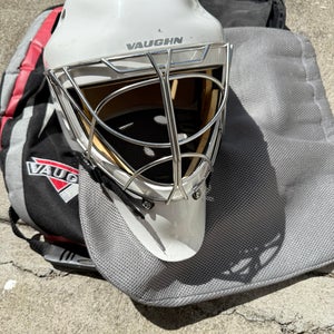 Senior Medium Vaughn Goalie Mask (Used)