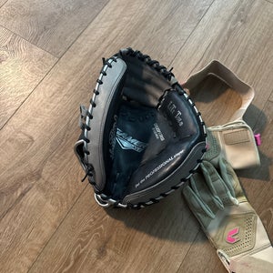 Catching mit & Medium Combat batting gloves