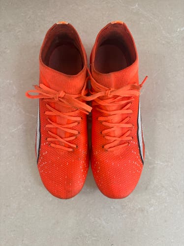 Orange Unisex 7Y (Big Kids / Youth) Puma Ultra Molded Cleats Cleats (Used)