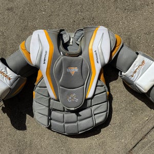 XL Vaughn Ventus LT88 Goalie Chest Protector (Used)