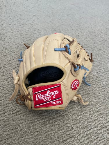 **Barely Used** Rawlings Gold Glove Elite RH Baseball Glove 12"