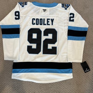 Logan Cooley Utah Mammoth away jersey size 50/medium
