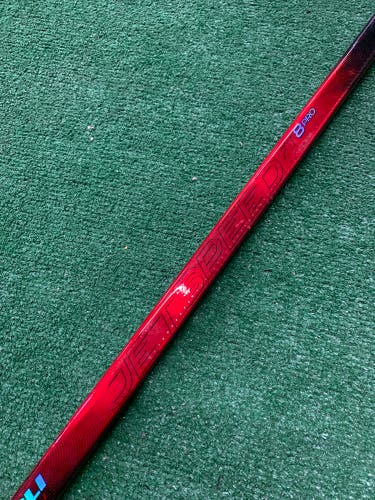 Senior CCM JetSpeed FT8 Pro Hockey Stick Right Handed P28 (Used)
