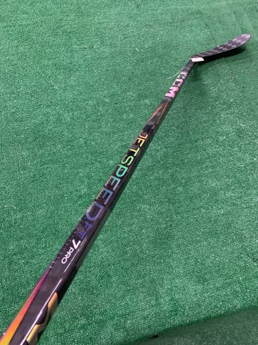 Intermediate CCM Jetspeed FT7 Pro Hockey Stick Right Handed P28 (Used)