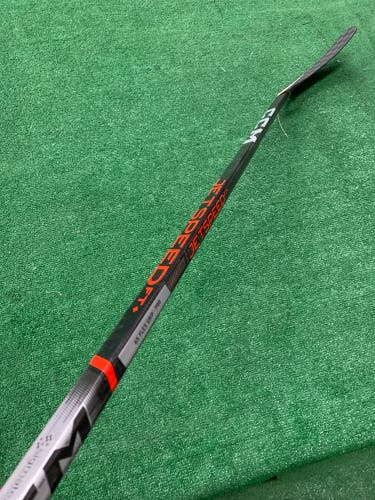 Intermediate CCM Ft+ Hockey Stick Right Handed P88 Pro Stock (New)