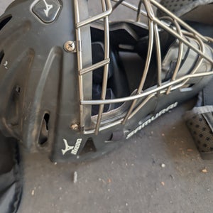 Mizuno Samurai Catcher's Set (Used)
