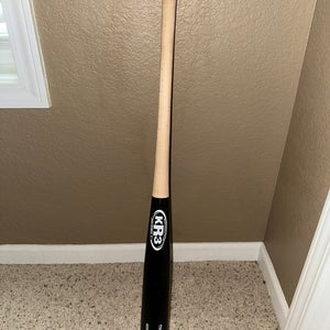 *NEW* KR3 Professional C243 Maple Wood Bat 33.5/30.5 (-3)