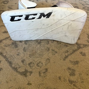 CCM Axis 1.9 Regular (Used)