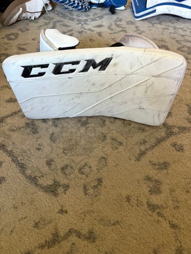 CCM Axis 1.9 Regular (Used)