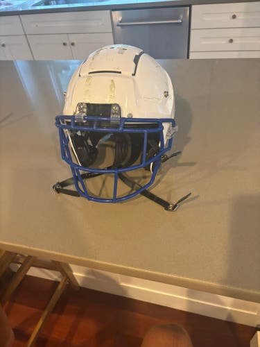 Large Adult Schutt F7 2.0 Helmet (New)