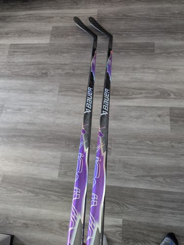 2 Bauer Vapor FlyLite Left Stick P28 77Flex (New)
