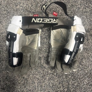 STX Surgeon RZR2 Lacrosse Gloves Large (Used)