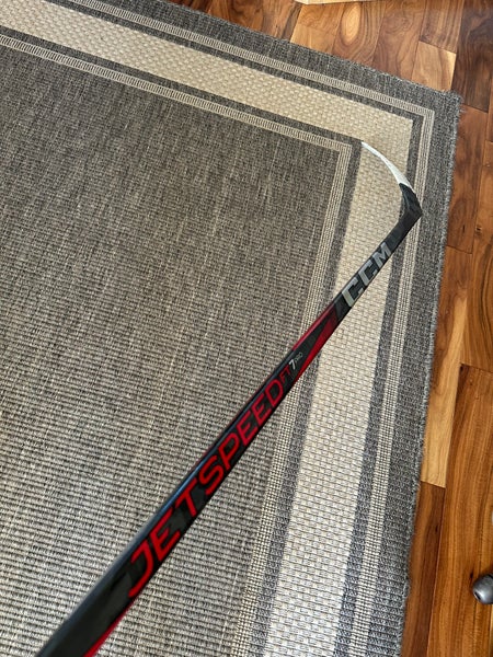 Senior CCM Jetspeed FT7 Pro Right Handed Hockey Stick P29 (Used)