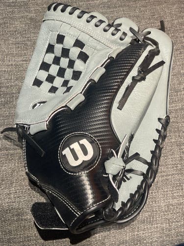 Wilson A360 RH Outfield Baseball Glove 14" (New)