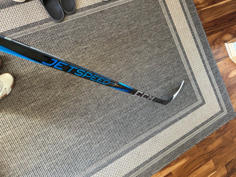 Senior CCM Jetspeed FT7 Pro Right Handed Hockey Stick P29 (Used)