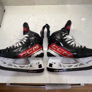 2024 CCM JetSpeed FT6 Pro Hockey Skates Wide Width 6 (Used)