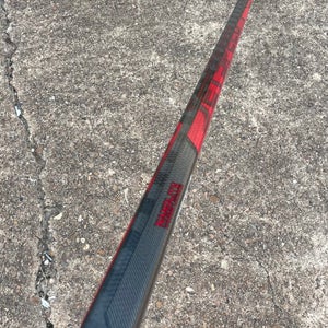 CCM JetSpeed FT4 PRO Pro Stock Hockey Stick 85 Flex Left P28 61452