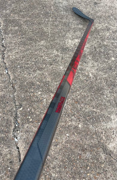 CCM JetSpeed FT4 PRO Pro Stock Hockey Stick 85 Flex Left P28 61452