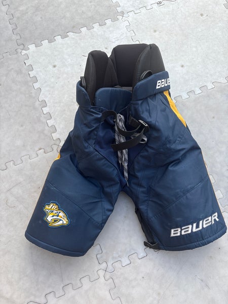 Men's Senior Medium Bauer Hockey Pants (Used)