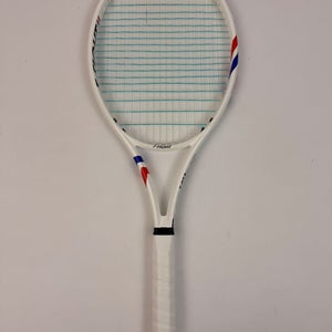 Tecnifibre Tfight 300 2025, 4 1/4 Excellent 9.5/10