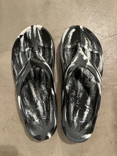 Gray Unisex Size M 9.0 (W 10.0) Adult Sandals
