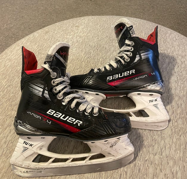 Bauer Vapor X4 Hockey Skates Regular Width Size 4.5 (Used)