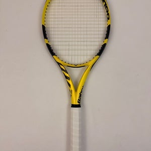 Babolat Pure Aero 2019, 4 3/8 Very Good Condition