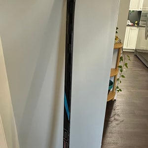 Senior Bauer Nexus Tracer Right Handed Hockey Stick P92 (Used)
