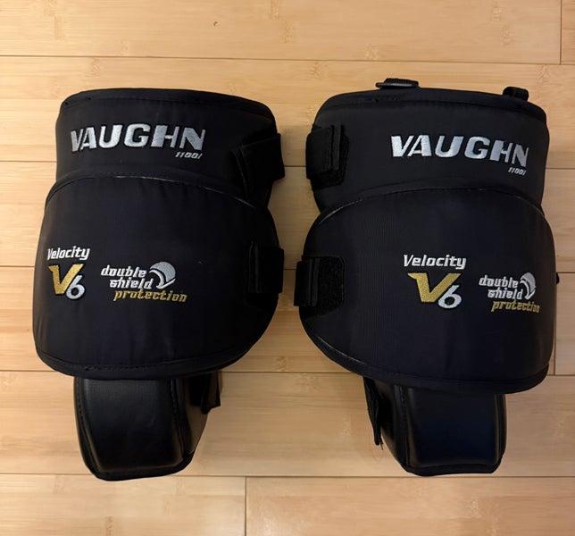 Medium Vaughn Velocity V6 Goalie Knee Pads (New)