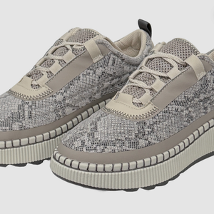 NEW Cougar Shoes Sayah waterproof Luxmotion Women's US size 7 $160 Retail