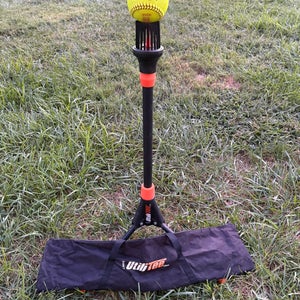 (Used)Bownet UtiliTee Brush Top batting tee w/Extra new covered brush top