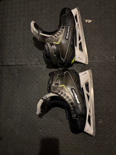 Bauer Elite Hockey Goalie Skates 11.5 (Used)